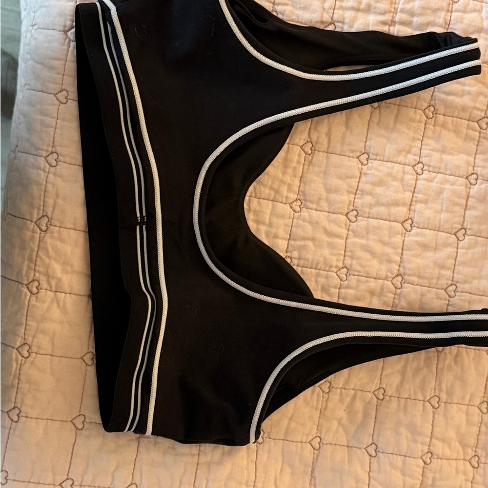 ALO Yoga Black and White Racerback Sports Bra - Picture 3 of 3